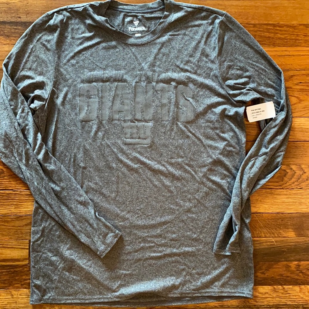 NY Giants long sleeve tee shirt